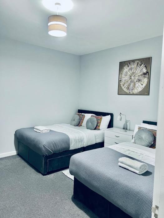 2 Bedroom Cosy Apartment in Strood High Street F6