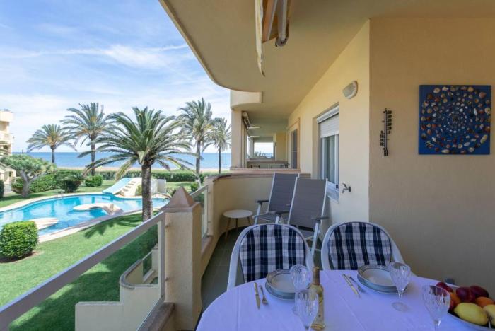 Denia Primera Linea Las Marinas