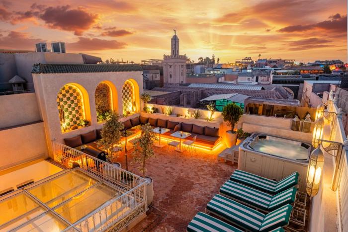 Luxury Private Riad Taj 2Min to Jemaa Lefna