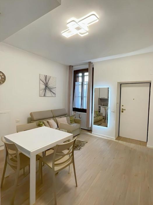 Glamour House Milano Moscova