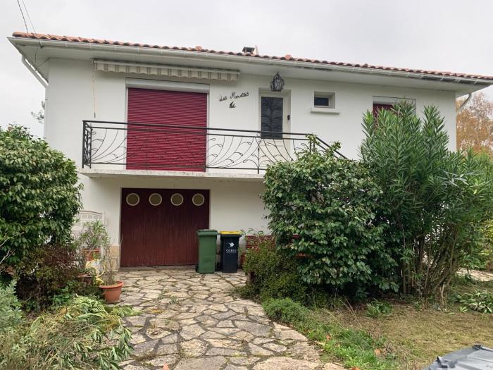 maison en face de la mer