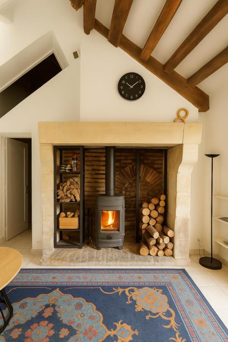 Les Petites Écuries