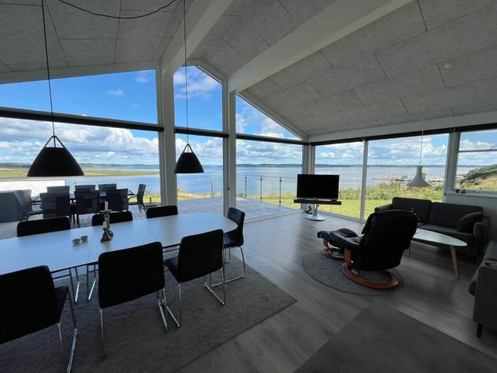 5 star holiday home in Løgstrup