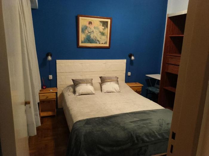 Depto 2 ambientes comodos, Av Luro, zona centro