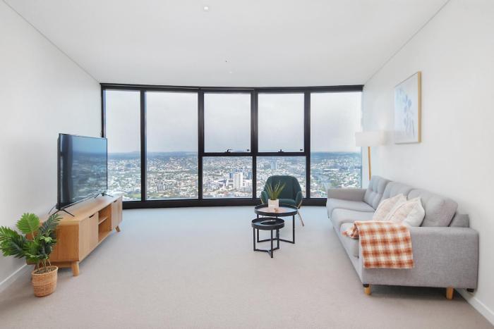 Skyline View High Floor 2BR with Sofa Bed and Free Parking