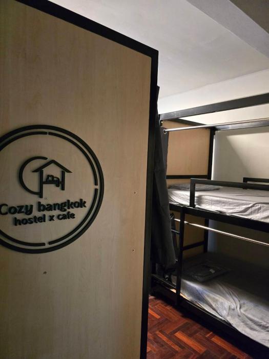 Cozy bangkok hostel
