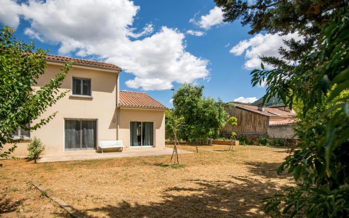 Lair du Tarn fibre jardin parking