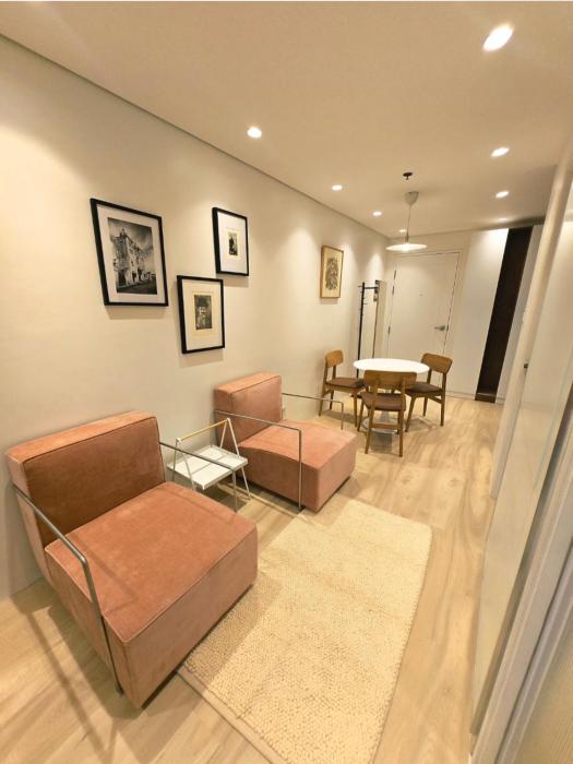 Hygge-ParkWest BGC near Grand Hyatt & Mitsukoshi