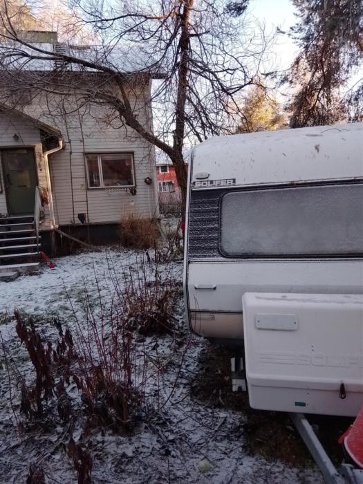 Konkelotie White Caravan