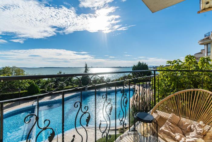 Royal Bay Apartaments - Sveti Vlas