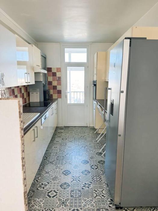 Chambre privée dans appartement partagé - lumineux- Proche Bordeaux - F1-1