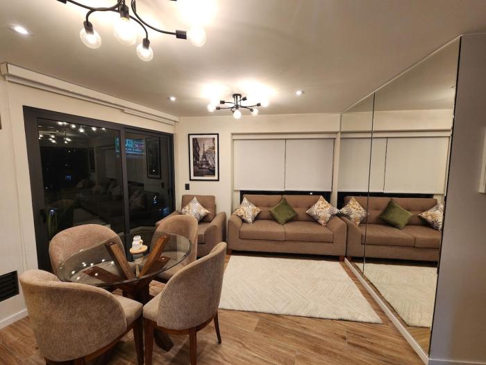 Elegante Departamento de Estreno en Centro Financiero