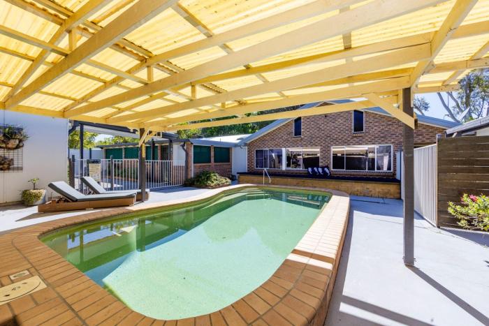 Gone Coastal - Pet Friendly with Swimming Pool