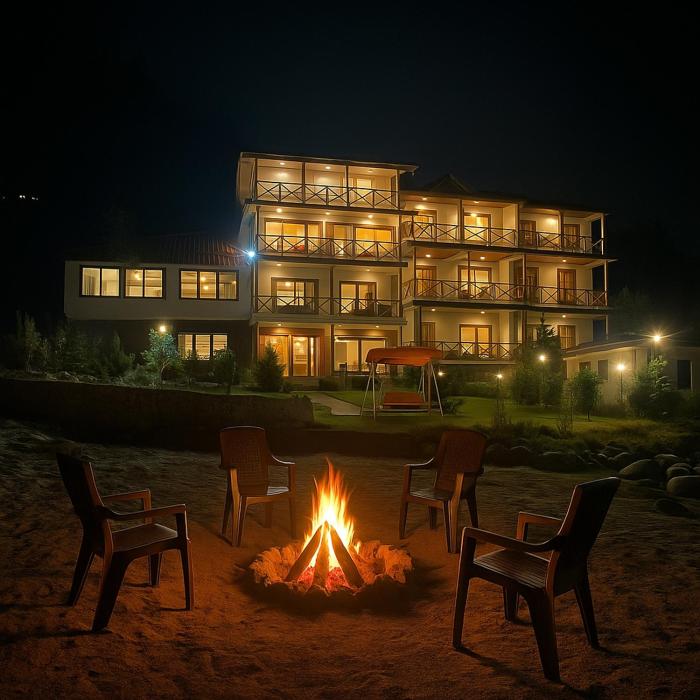 Nature Valley Riverside Cottage - A Beautiful Cottage Nested in Natures Lap Tirthan Valley