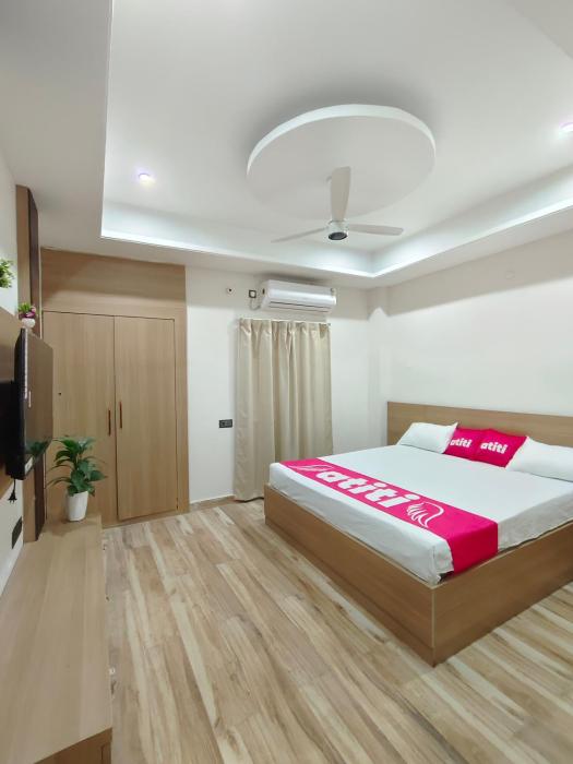Premium bedroom with washroom 105 , Zero mile