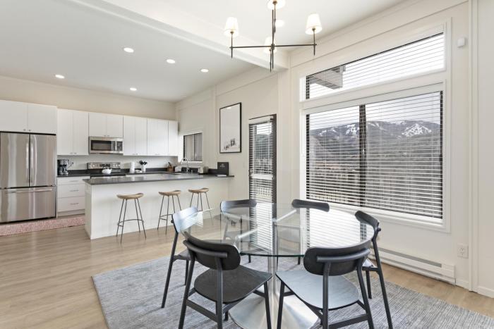 15 Chambertin Townhomes Townhouse