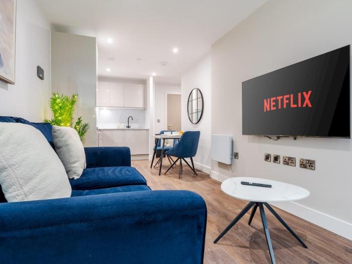 Modern 1BR Flat 5-Min Walk to Everton Stadium - Pass the Keys