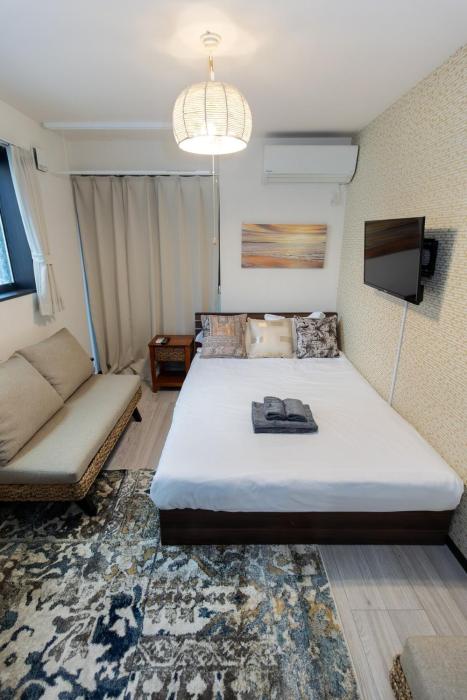 Tokyo Skytree 102 Bali-Style Double bed Bath & WC