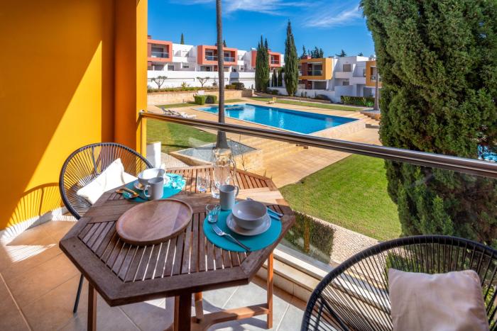 Apartamento Vista Piscina