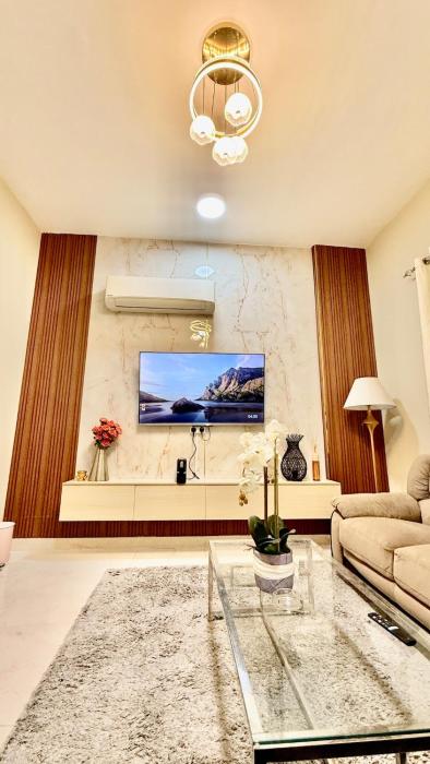Stylish 1 Bedroom Bawsher Flat