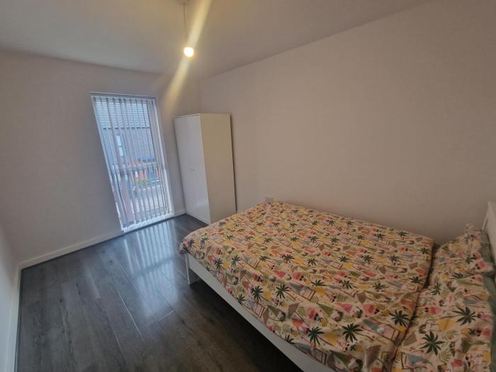 A spacious double room in a peaceful area
