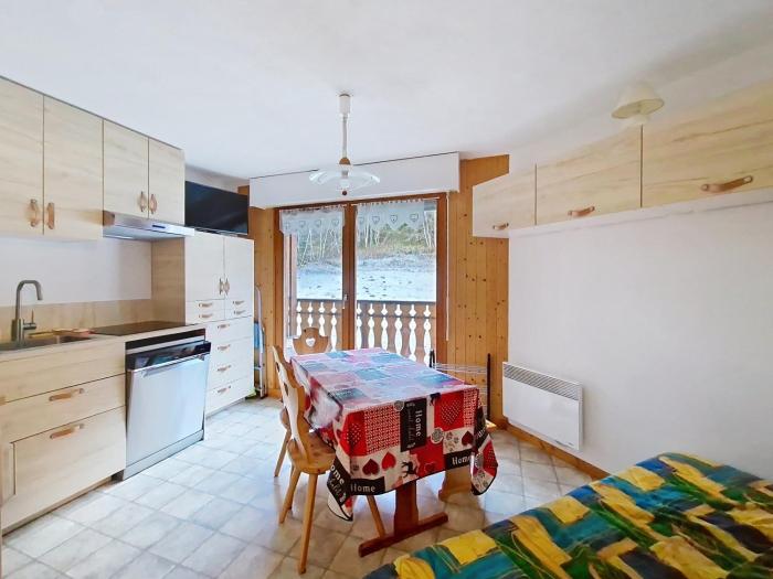 Violettes VL12 TELECABINE & NATURE 4 Pers