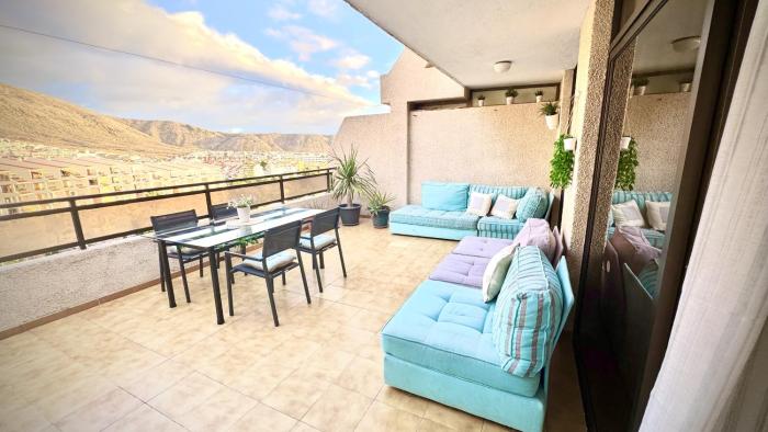 Urban Oasis in Los Cristianos by Deihu Experiences