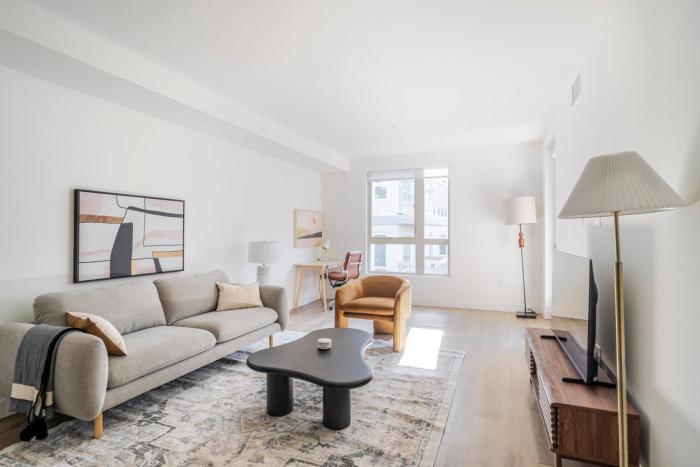 Blueground Hillcrest pool nr Balboa Park SAN-56