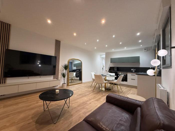 T2 neuf marbre et or - écran géant - Netflix