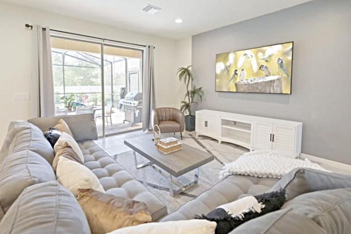 Stylish Resort Home Game Room Pool Near Disney