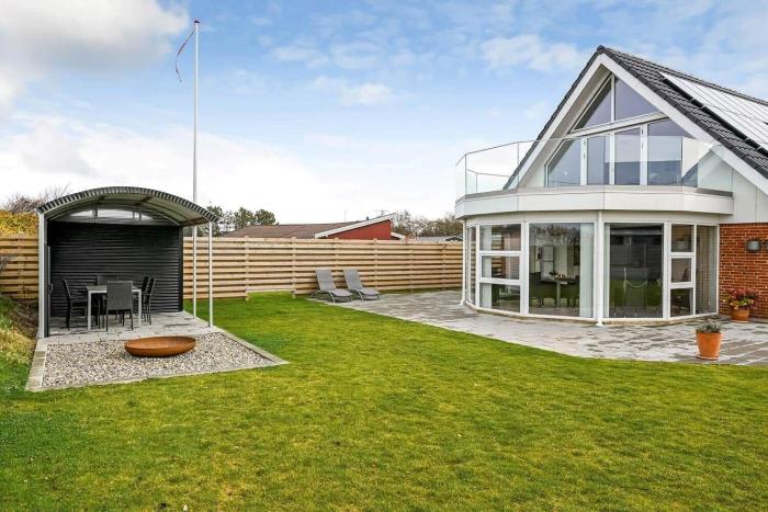 C11731-Hemmet-Jollen-1-st