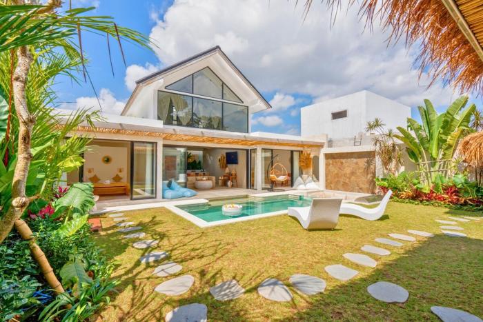 Stemar - 4 Bedroom Private Pool Villa in Kerobokan