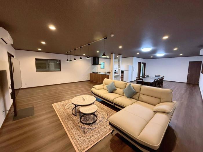 プルメリアハウスIshigakijimaFusaki新築一棟貸し9名