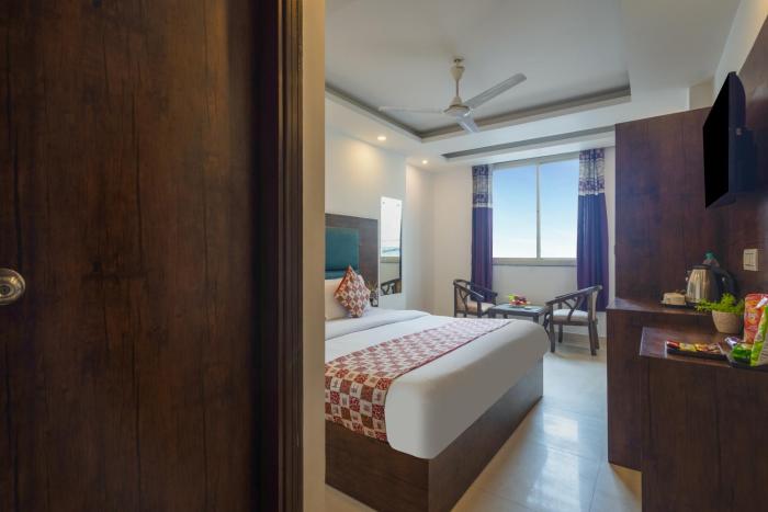 Hotel Tej Plaza FREE Airport Drop