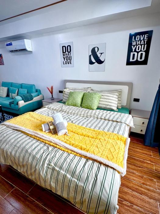 Sy bay suites beside okada manila near MOA COD T3 MSV2117H