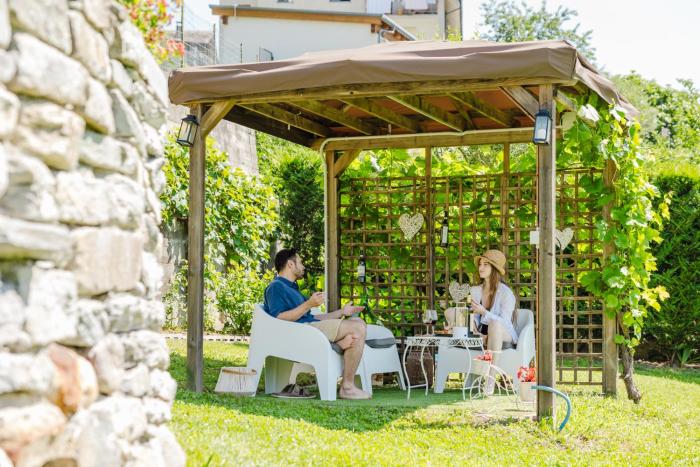 Revo Aparments - Flowery Cottage Appartamento GLICINE