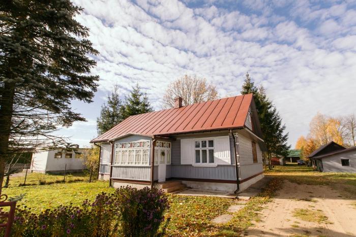 Dom na wsi u Kasi HAJNÓWKA BIAŁOWIEŻA NA WYŁĄCZNOŚĆ