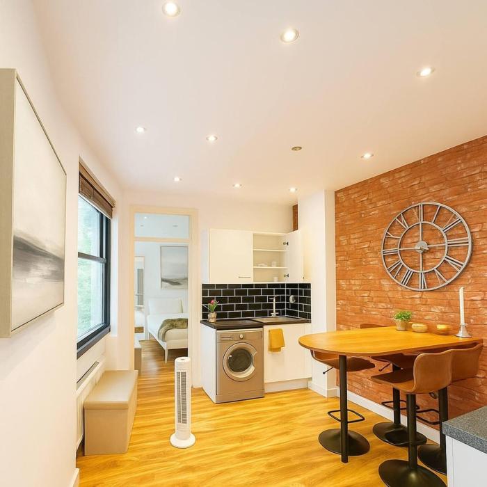 Central London 2BR Near Piccadilly Circus for 4