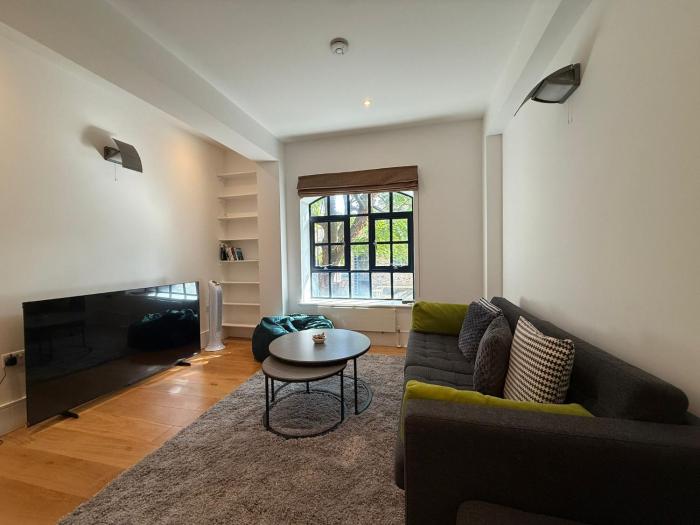 Modern 2 Bedroom Apartment in Kings Cross, London, N1