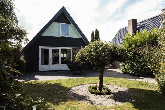 Another day in paradise