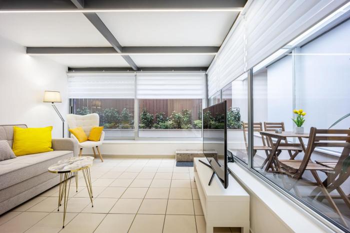 Urban Patio Apartment