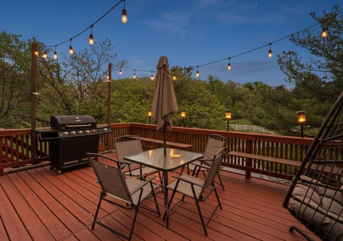 Spacious 3BR Townhouse with Balcony & Gym