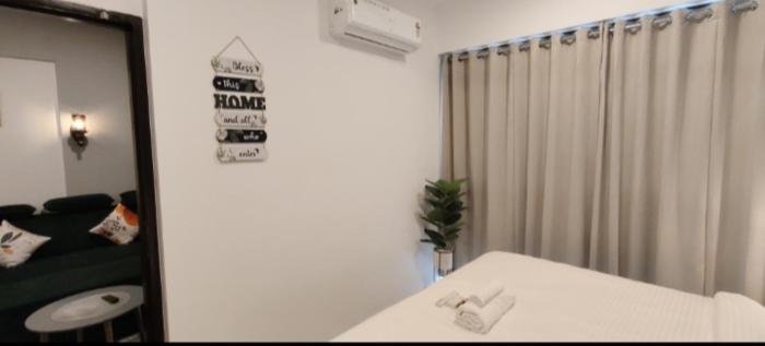 River Nest - Luxurious Couple 1bhk suites kharadi