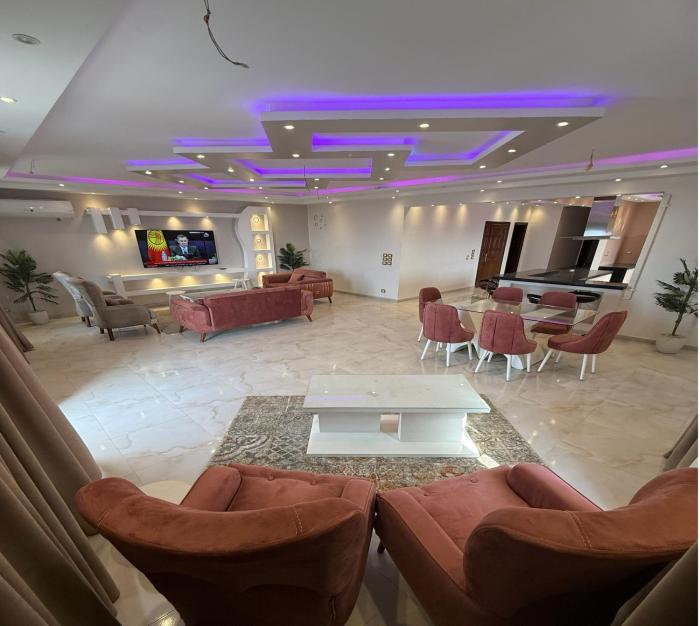 عباس العقاد