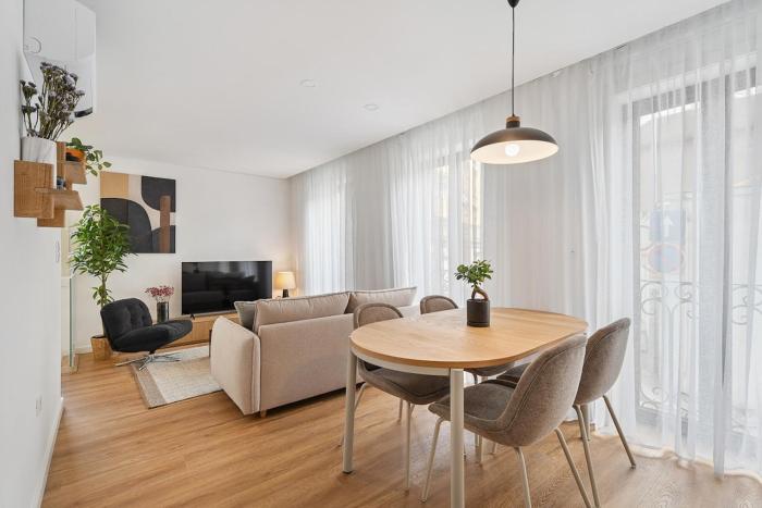 Brand new luxurious 2-Bedroom Duplex