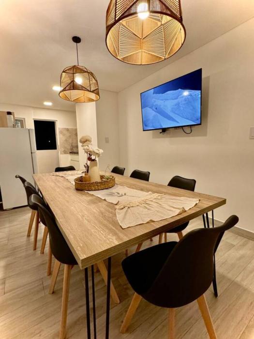 Lujoso amplio y luminoso depto con 3 hab 2 banos - Bonavista Rentals