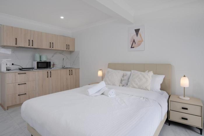 Self-Contained Unit Perfect for Solo or Couple Travelers