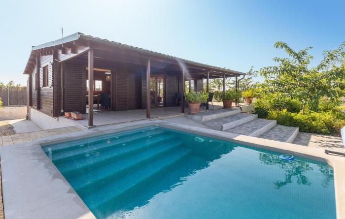 Beautiful Home In Guardamar Del Segura