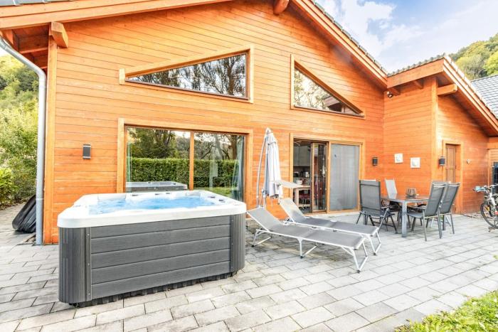 Wellness Lakehouse mit Sauna, Whirlpool in der Natur