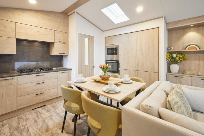 Wag Tail Lodge with Hot Tub